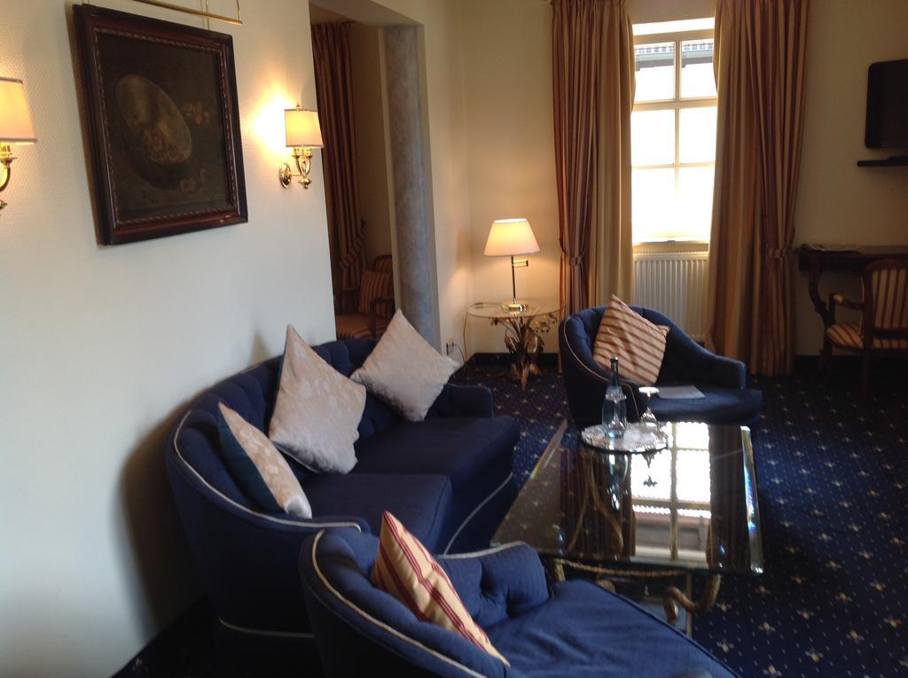 Hotel Edelweiss Garni 加爾米施-帕滕基興 外观 照片